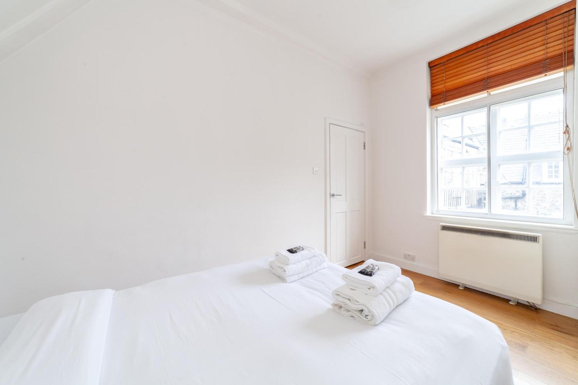 Exceptional Floor 1br In Fitzrovia