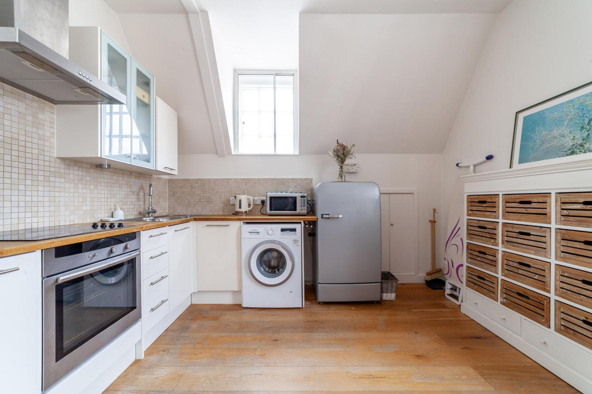 Exceptional Floor 1br In Fitzrovia